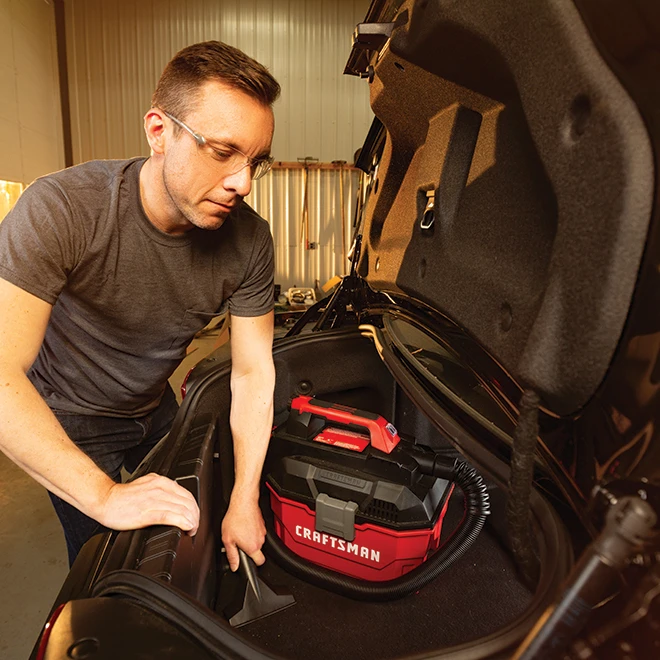 Craftsman 20V MAX Cordless Wet And Dry Vacuum - 7.5 L - Red/Black - Bare Tool (battery Not Included) 5 Craftsman 20V MAX Cordless Wet And Dry Vacuum - 7.5 L - Red/Black - Bare Tool (battery Not Included) - Image 3