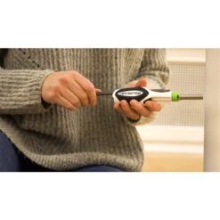 Rolgear MBR 8-in-1 Ratcheting Screwdriver -Ironclad Tools 331005123 AlternateImage4 l